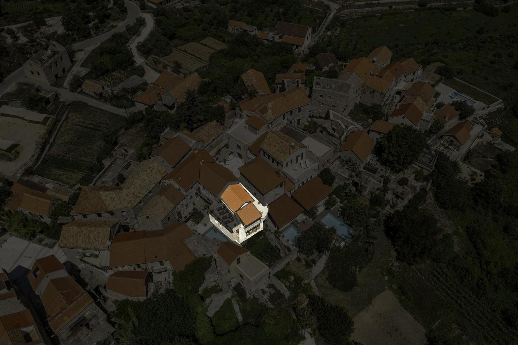 Dvor Pitve Villas Jelsa  Exterior foto