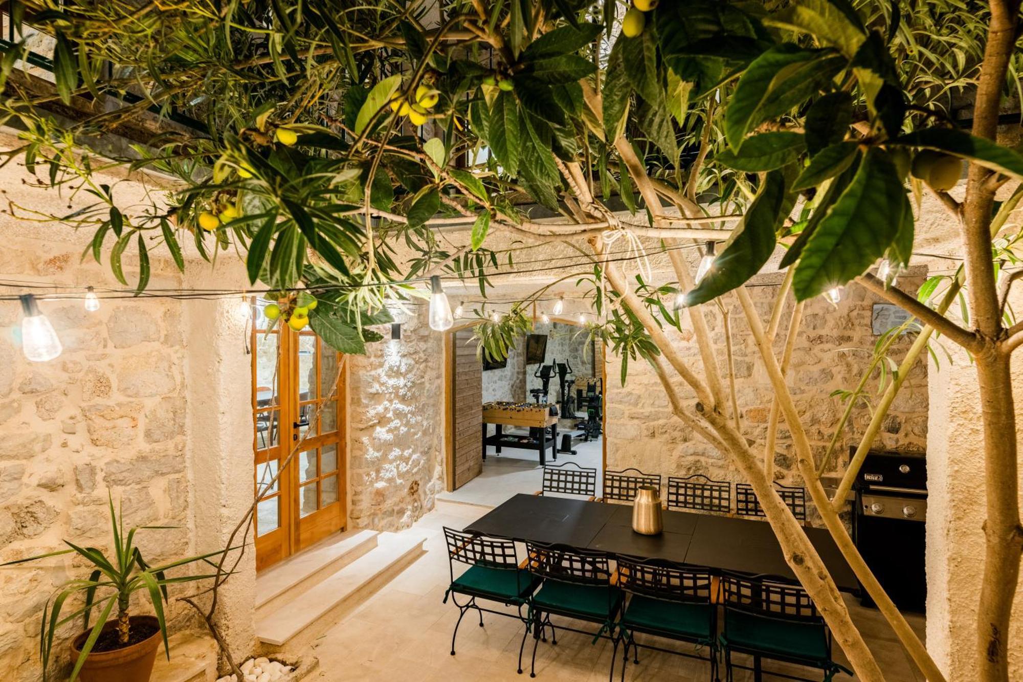 Dvor Pitve Villas Jelsa  Exterior foto