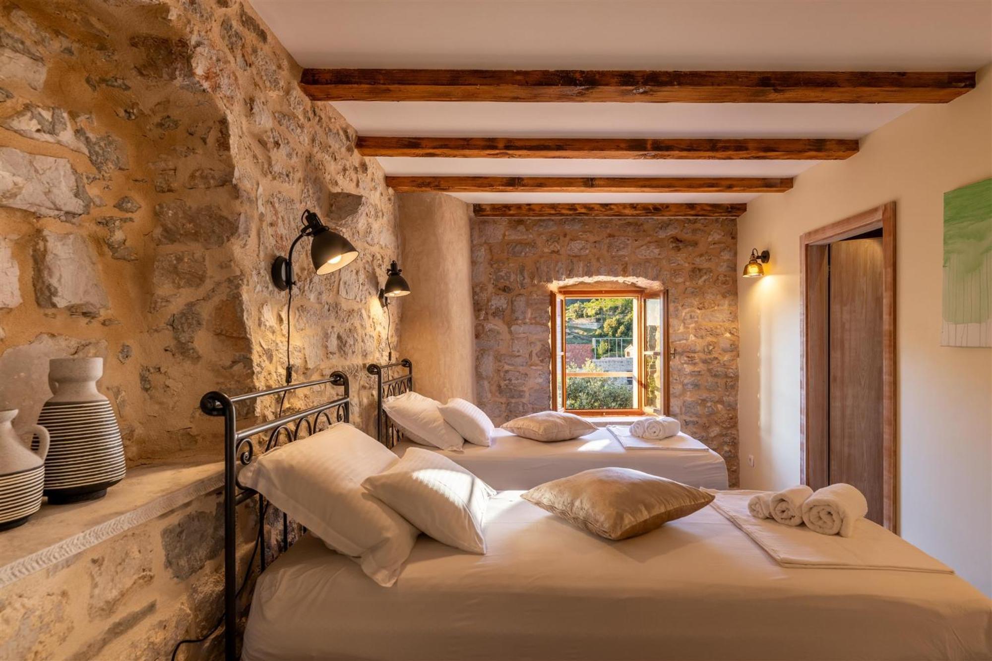 Dvor Pitve Villas Jelsa  Habitación foto