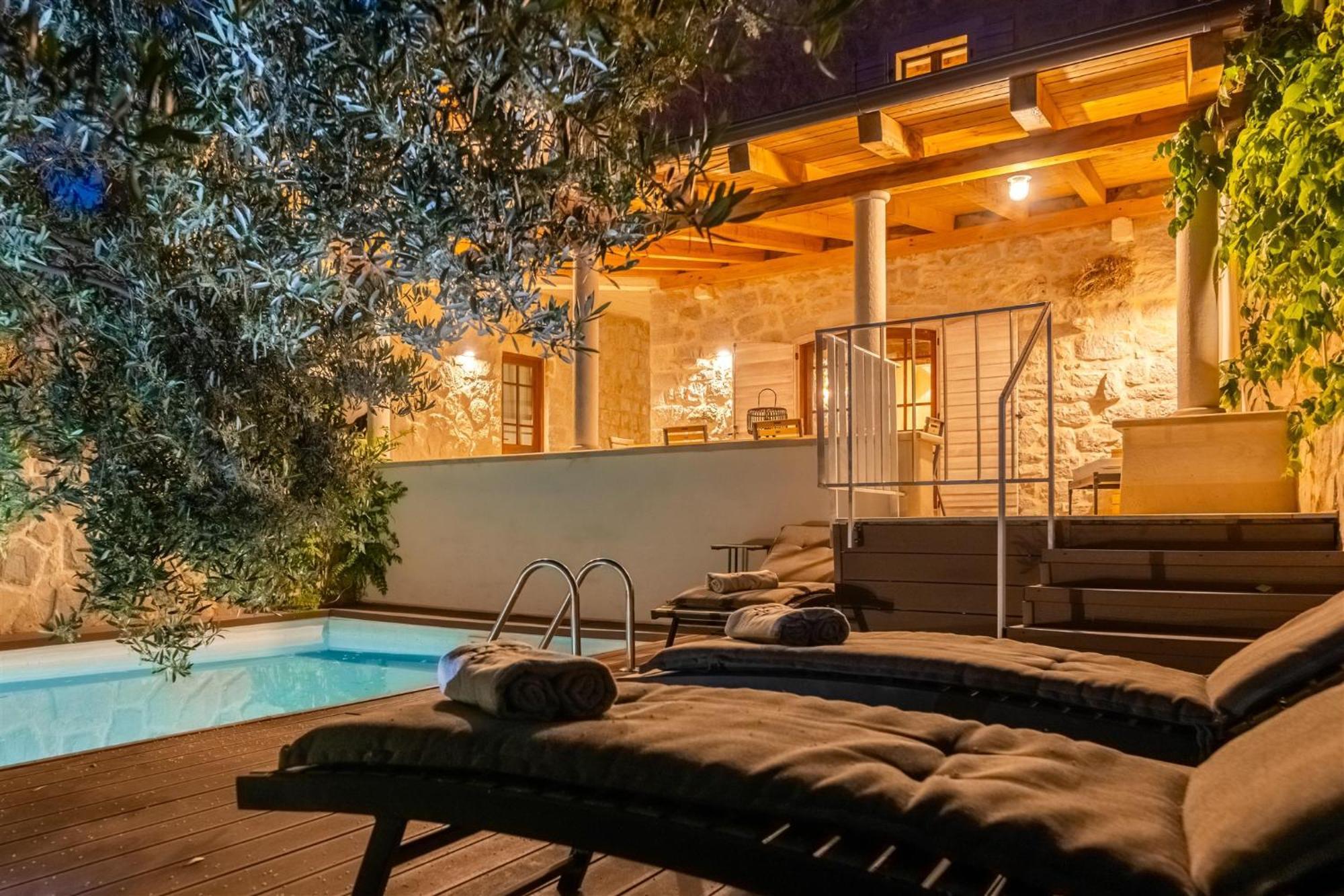 Dvor Pitve Villas Jelsa  Habitación foto