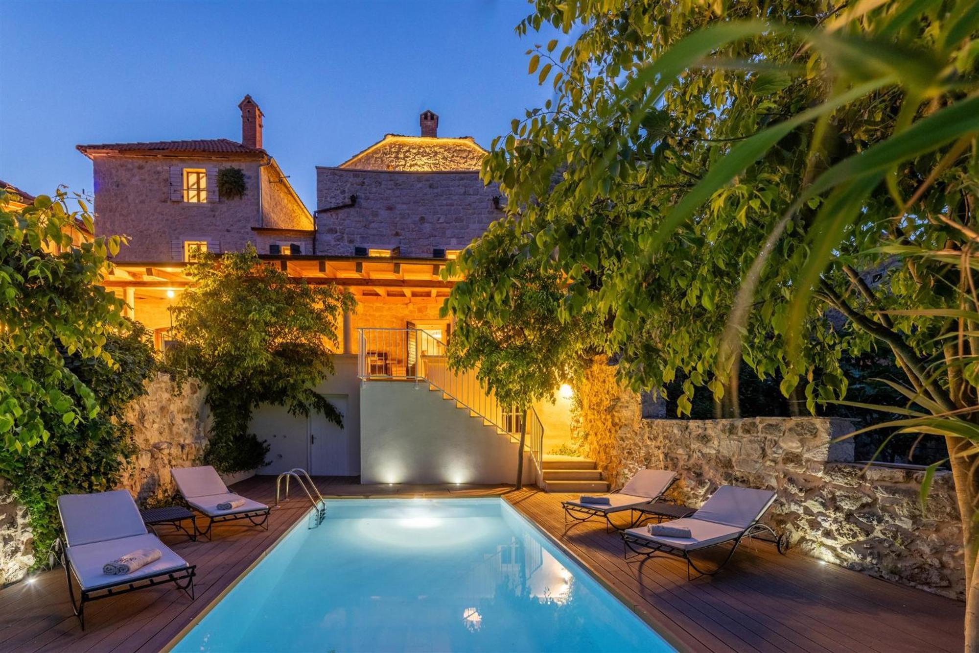 Dvor Pitve Villas Jelsa  Exterior foto